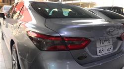 تۆیۆتا کامری